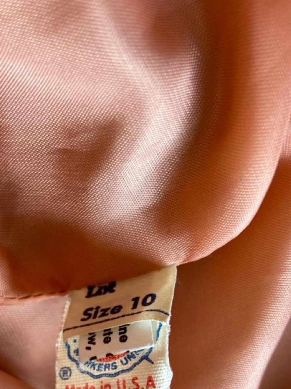 Vintage Women's Dusty Rose Suede Blazer - Relaxed Notch Collar - Picture 7 of 7